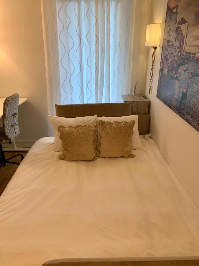 Jogailos Residence Peaceful Old Town Luxury 3 Bdr, 2 Bthr, Free Garage, Top-Speed Wifi Vilna Exterior foto